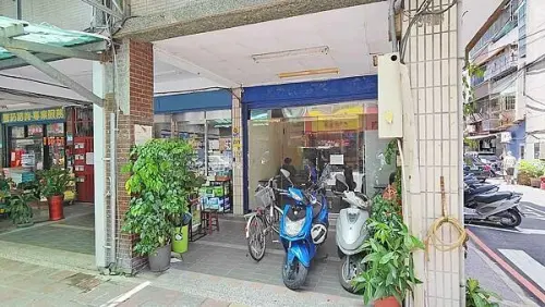 松典小吃店｜炒飯加飯只要５５元，超大份量又香又好吃