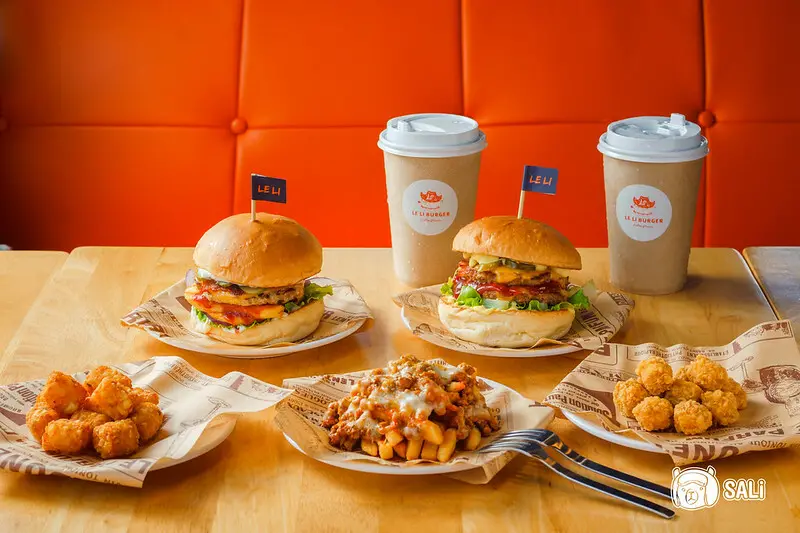 樂力漢堡 Le Li Burger｜拉丁風味手作漢堡，早上七點開賣，週四限定點漢堡送飲品，彰化花壇聚會推薦