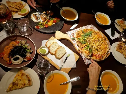 默爾pasta pizza義大利餐廳 | 桃園統領百貨美食推薦 | 重視天然原味與料理中的MORE地中海美食 - 旅途中的景深隨想