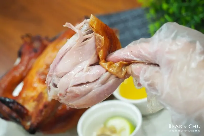 台北好吃烤雞/桶仔雞推薦|烤雞特攻隊・新鮮現烤肉嫩多汁、三種吃法多重美味享受