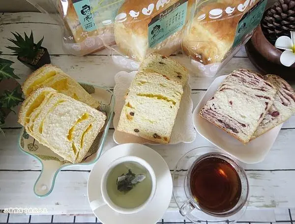 台中手作吐司推薦【貝克里手工烘培坊】職人手作吐司 100%牛奶吐司-起司、紅豆、奶酥葡萄 口味眾多 全家人都愛吃