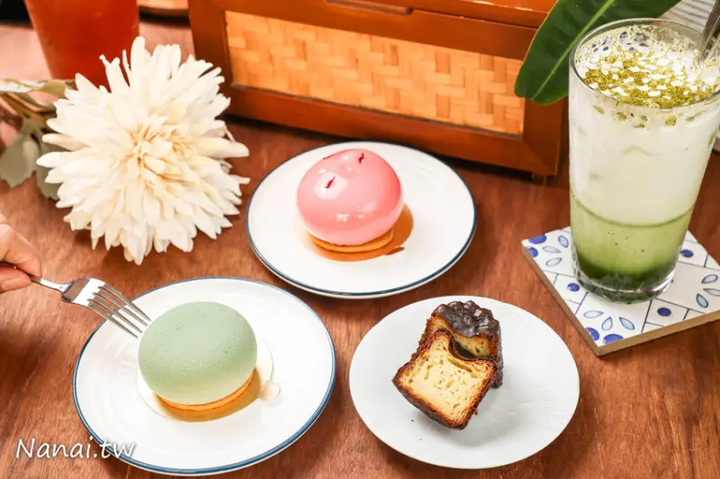 捨不得公開的彰化法式甜點店！隱身2樓神祕法式鏡面蛋糕，主廚細膩手法，層層堆疊用料美味度十足，手腳慢了吃不到！