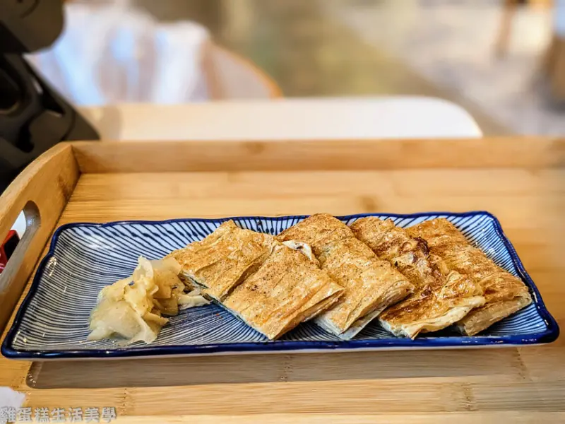 【台東食記】池上豆之間 - 用餐環境新穎充滿設計感，池上必吃豆包豆花清單