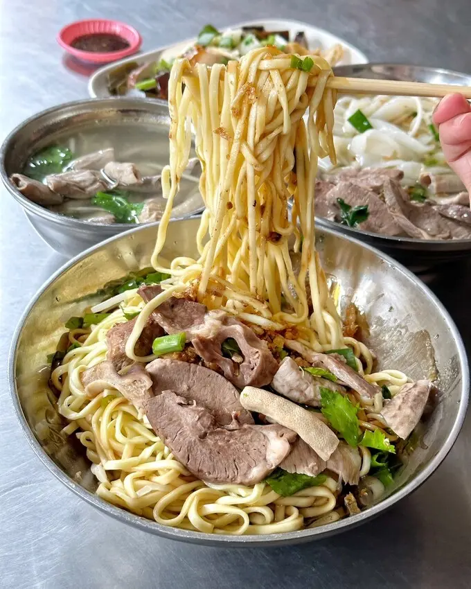  苗栗頭份人氣大份量美食 #永安街豬雜麵/ WalkerLand窩客島整理提供 未經許可不可轉載