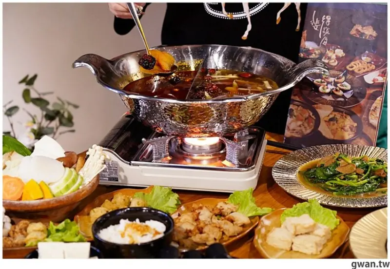 藏身市場裡的素食麻辣鍋，挑戰成為蔬食界鼎王，居然還有素食烤鴨！