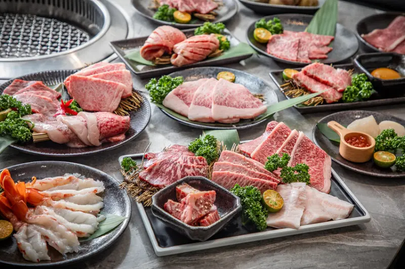 吃肉肉燒肉専門店｜比飛日本吃還划算！日本A5和牛燒肉吃到飽巔峰之作