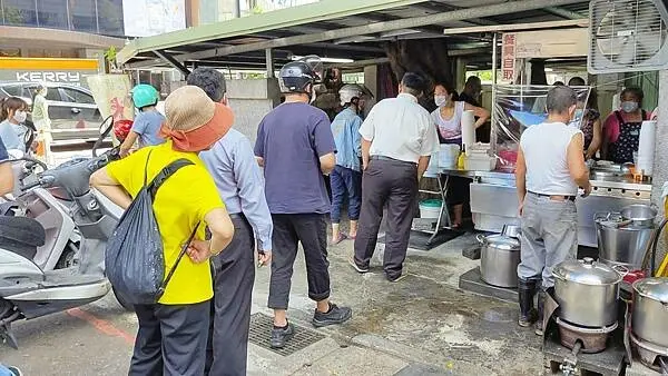 【三重美食】大樹米苔目｜先嗇宮捷運站最強的路邊攤美食絕對必吃