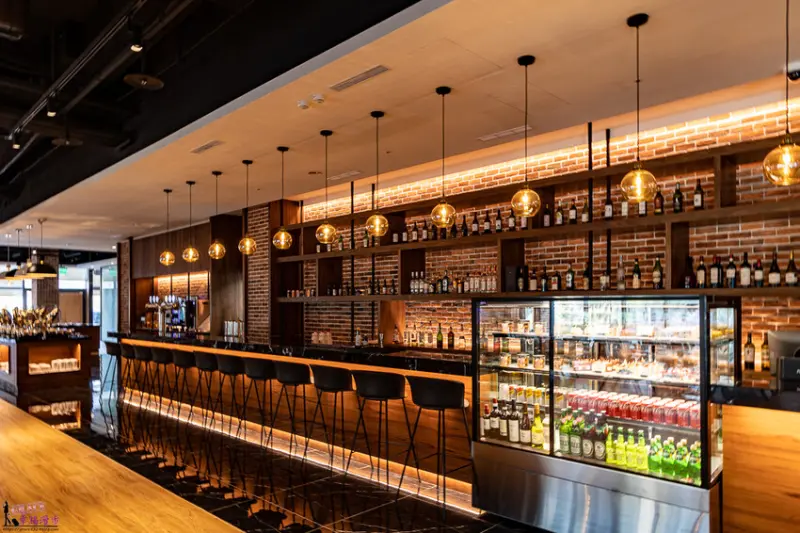 禾憶餐酒館Hoi Bistro & Bar｜梧棲區台中市–震大金鬱金香酒店的特色餐酒館，主打摩登歐亞創意料理、自助早