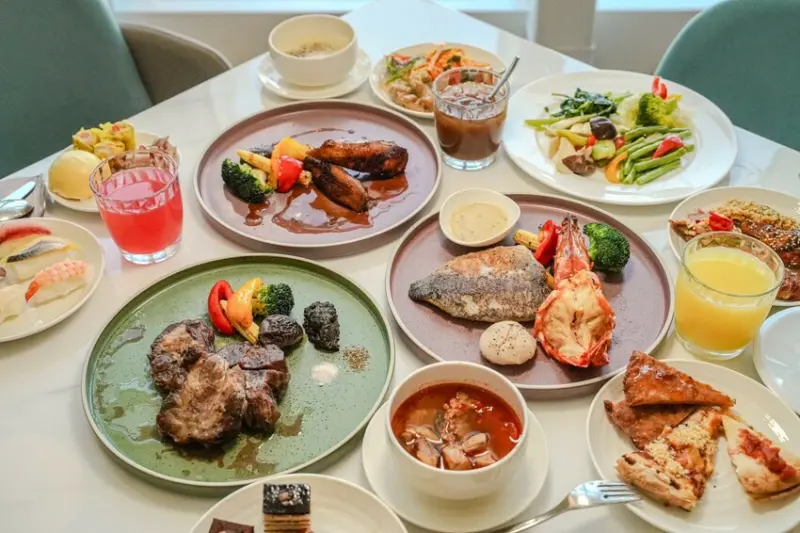 高雄美食｜承億酒店26樓Buffet 俯瞰亞灣區美景 半自助式佐主廚精緻主餐/貳陸日全食