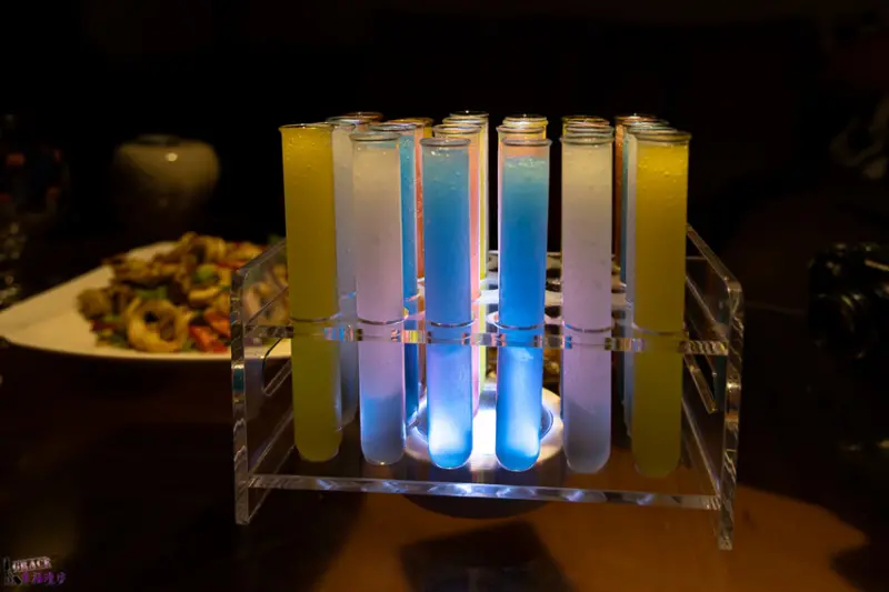 弗洛伊得 音樂·餐酒｜馬公市澎湖縣–澎湖第一家pub在地經營超過30年，調酒好喝、餐點口味也很不錯