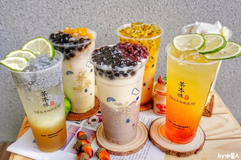 整杯都是料！用喝的芋頭奶凍捲，超狂把甜點變成手搖飲，外帶買五送一