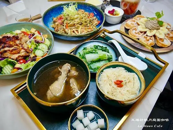 【台北市 內湖區/捷運西湖站】玉膳坊朗月庭園咖啡- 台北內湖餐廳推薦 溫暖燉湯、沙拉和義大利麵 戶外綠意庭園提供活動包場服務