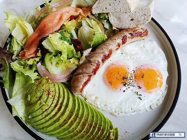 內湖早午餐推薦【午葉內湖店 Leaves cafe&dining】森林系網美餐廳姐妹聚會！內湖網美咖啡館