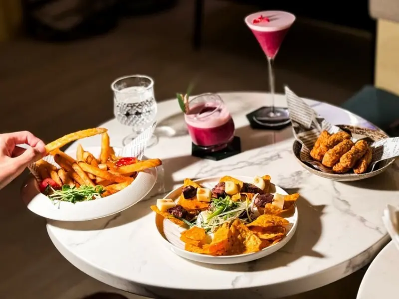 2023 台北酒吧評價開箱》CACTUS 酒吧 一家完美詮釋「姊妹淘聚會」的酒吧 (餐酒館) - 理智派的生活手札