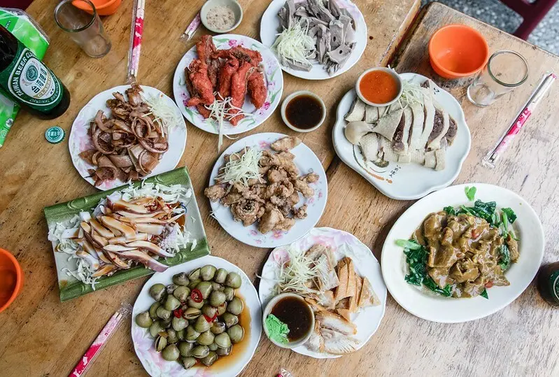 【基隆老味道四十二】三姐妹熱炒.基隆名物一桌包.基隆散飲文化.沒在這坐下喝兩杯.別說你懂基隆