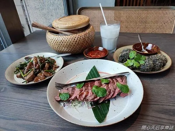 信義區泰式料理推薦｜初泰 Pikul ｜正宗泰式料理，獨特泰式菜餚，讓人吃了秒飛泰國！