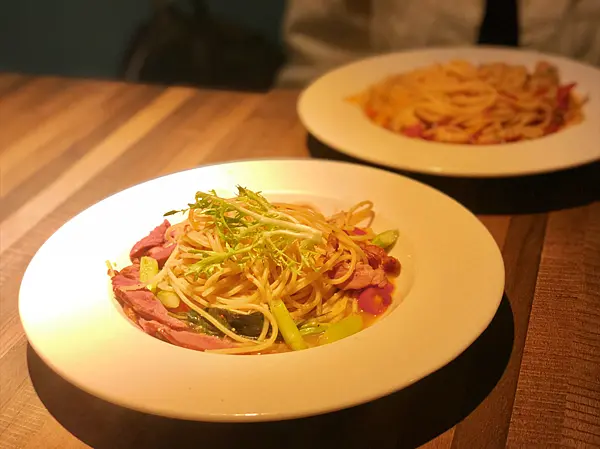 【台北美食￭大安區】莫凡彼Mövenpick Cafe x 經典義式單人饗宴║明曜百貨美食、東區美食、大安區美食