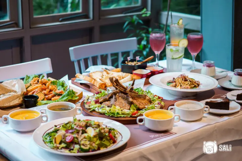 綠萼159地中海南法料理 | 台中北屯森林系餐廳，兔奴俱樂部，寵物友善（提供包場服務）