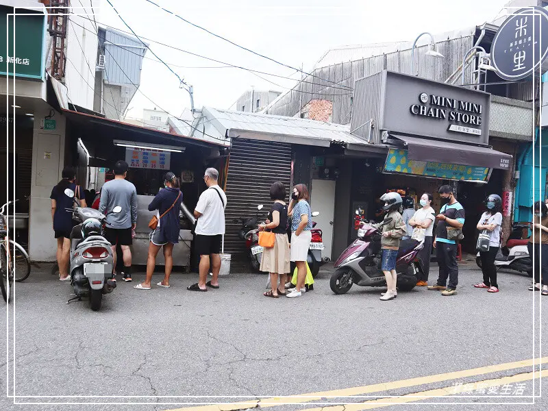 新化煎粿攤-台南新化/排隊是常態!便宜銅板價~超軟綿煎粿.在地人的早餐