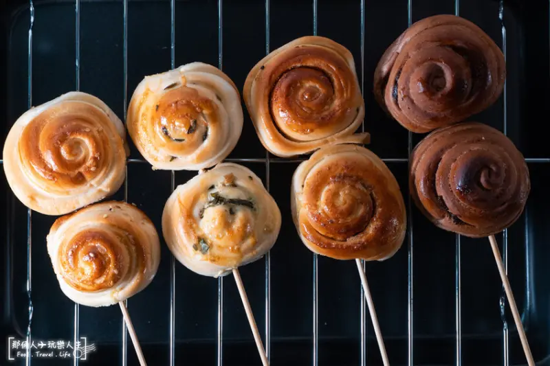 正宗周記上海脆皮烤饅頭｜埔里烤饅頭來了，一共有4種口味~
