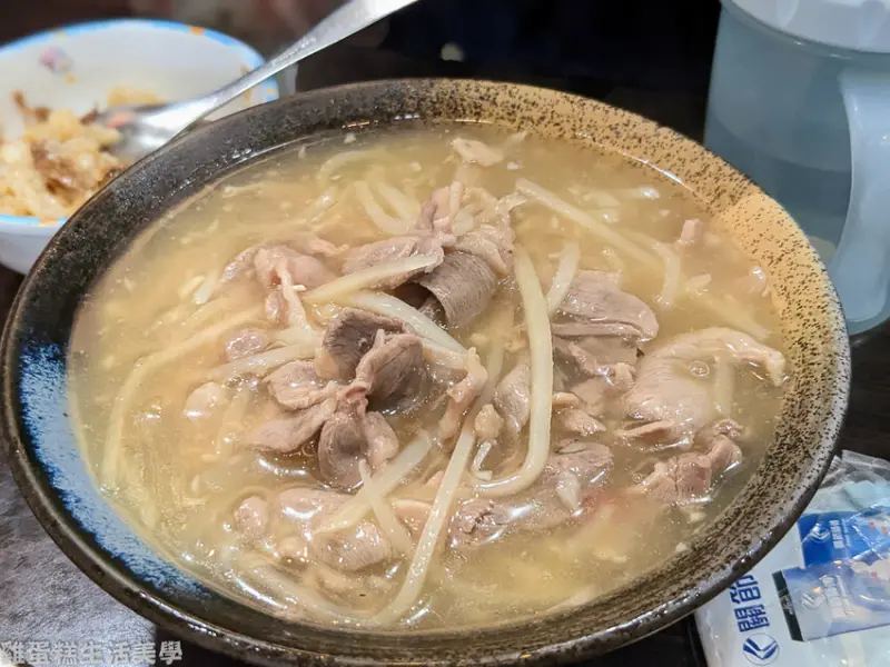 【台北食記】新莊珍品餐飲坊 - 榮獲2010年台北縣票選美食第二名，新莊必吃鴨肉羹口袋名單