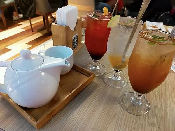 板橋大遠百~SAIKABO妻韓国旬彩料理~用最健康的食材~傳遞給最愛的家人~小菜無限續~