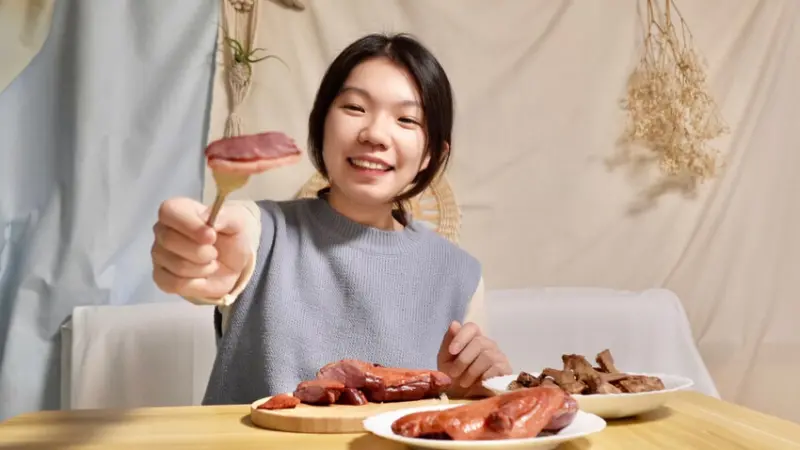[開箱] 東昌滷味｜煙燻古法製作！宅配到府拆封即食～宜蘭老店飄香一甲子的美味