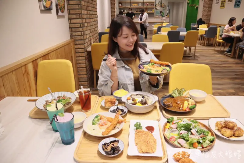 私嚐の吃飯插旗竹北！竹北寵物友善餐廳推薦，日式創意料理還有狗狗專屬寵物餐