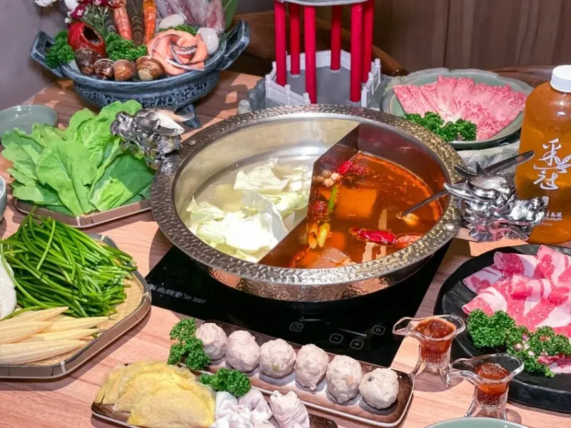 太浮誇，營業到半夜三點的高級火鍋，裝潢超精緻又適合聚餐 ● 手工殿麻辣鍋物 | 台北中山美食