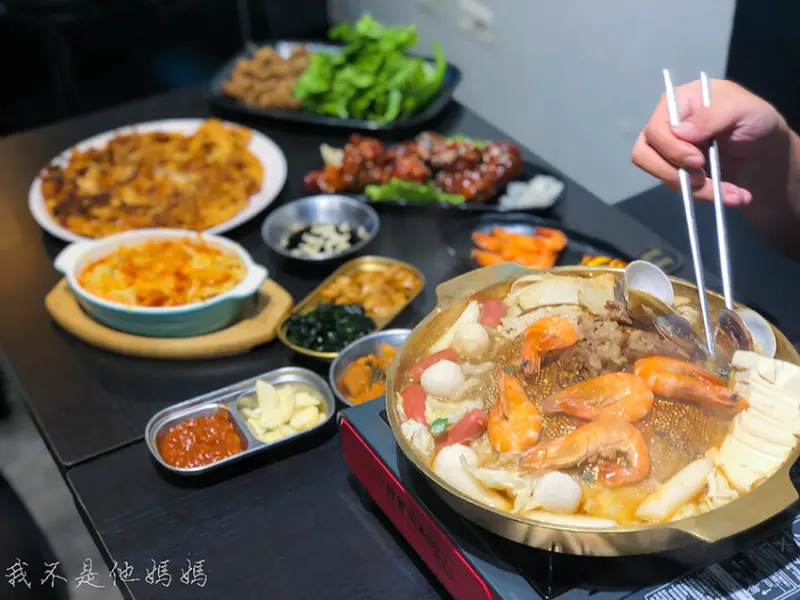 朋月栻 의미找含意-韓式特色餐酒館  桃園韓式料理推薦  特色韓式餐酒館   聚餐慶生首選  桃園藝文特區美食