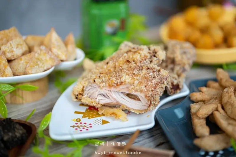 【阿爆爆爆雞】嘉義西區美食小吃推薦，入口就爆汁的超多汁爆爆雞！嘉義炸雞推薦底加│菜單