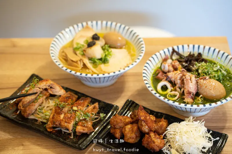 【幸花鷄白湯拉麵國光店】拉麵王4ni！學生族超愛的百元美食，極致濃厚醇香拉麵，台中南區拉麵推薦│菜單