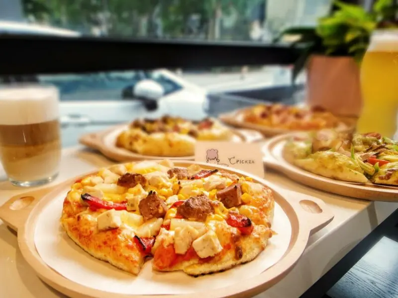 【美食】「C Pickza」客製化pizza，東區pizza推薦、東區聚餐推薦、國父紀念館聚餐推薦