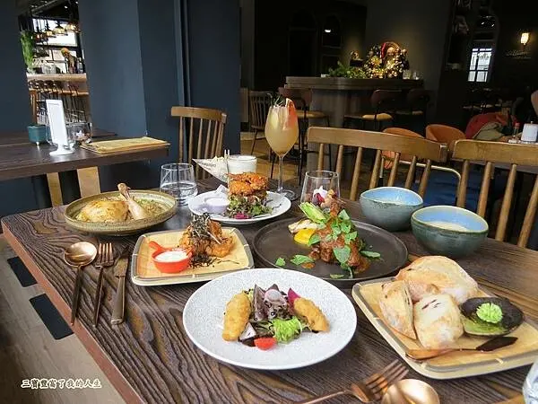 台中北屯聚餐餐廳 台中平價歐式料理【Alisa CAFE & Bistro愛莉沙咖啡。餐酒館】精緻可口的美食饗宴 舒適放鬆的用餐環境