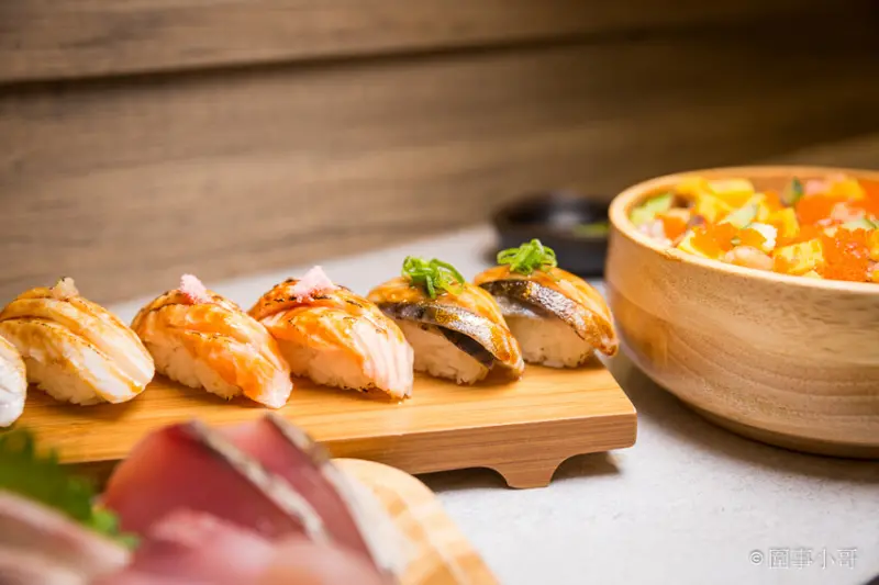 宜蘭羅東民生市場美食-美食總是藏在市場裡，這間裕握壽司不只食材新鮮餐點更是美味呢！CP值頗高喔喔喔。