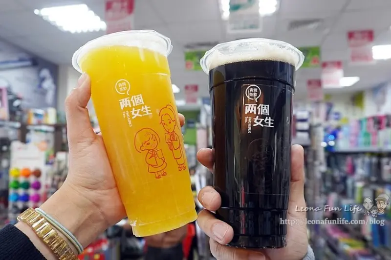 這家飲料店的位置真的很特別，來文具店點杯手搖飲吧!!台中飲料店|兩個女生青境茶飲-近勤益科大、位於101文