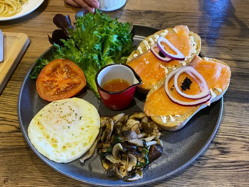 【台中 義大利麵】Mao King 貓王經典 Restaurant(景賢店)，環境意外舒服適合聚餐