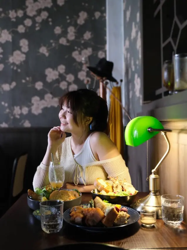 [台中西屯] Mook木可餐行｜隱身在巷弄內60年老宅｜無招牌手作早午餐店｜必點法式正統舒芙蕾｜寵物有善餐廳｜內附菜單 - 萍姐愛分享