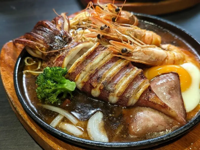 牛轉乾坤牛排 土城店｜超份量大飽足大牛排！誰說平價沒有好滋味！肉肉控的最愛平價高CP值牛排館！土城美食