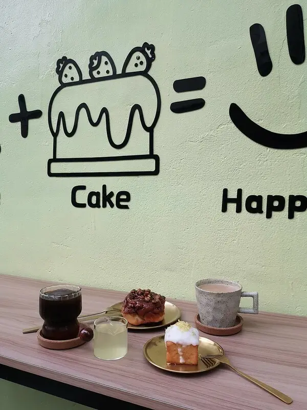 【台北古亭咖啡廳】籽籽糖 LittleSeed，平價又美味的甜點在這，大推黑糖肉桂捲/英式司康，還有超好拍的韓系店門口！