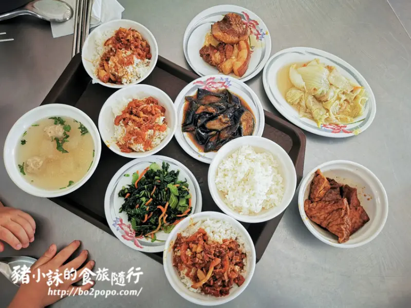 嘉義。東區》南田爌肉飯。好吃又便宜的內用魯肉飯只需10元