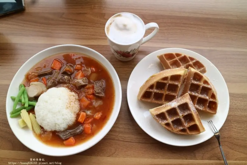 【新北八里區】八里下午茶推薦『八里花都』喝咖啡之餘還能購買花卉~