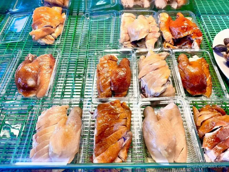 黎明市場必買的甘蔗雞在這！沁古早味甘蔗雞