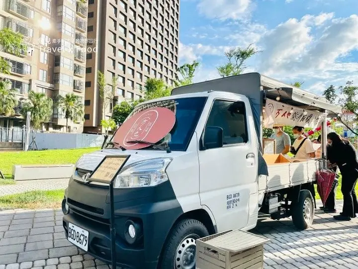 餐車在哪裡，人潮就在哪裡！穿梭北台灣的大街小巷～超高人氣排隊手工麻糬專賣店，方人也Mochi Lab @魚兒 x 牽手明太子的「視」界旅行