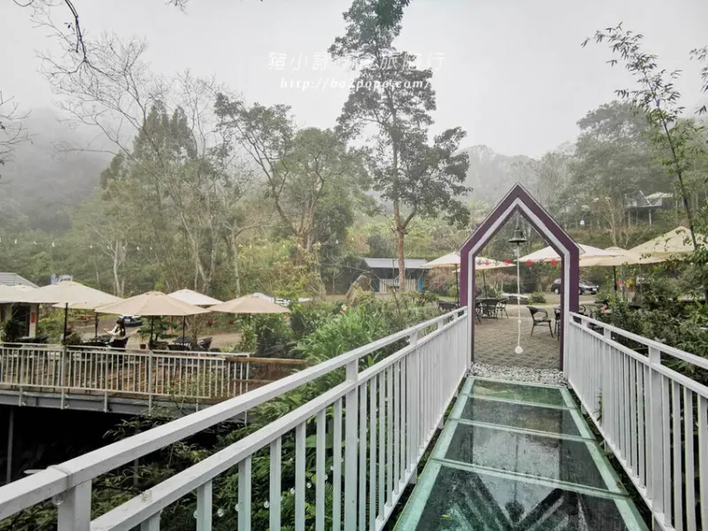 新竹。橫山》藍月山谷。空氣清新，綠意滿滿的森林系咖啡廳