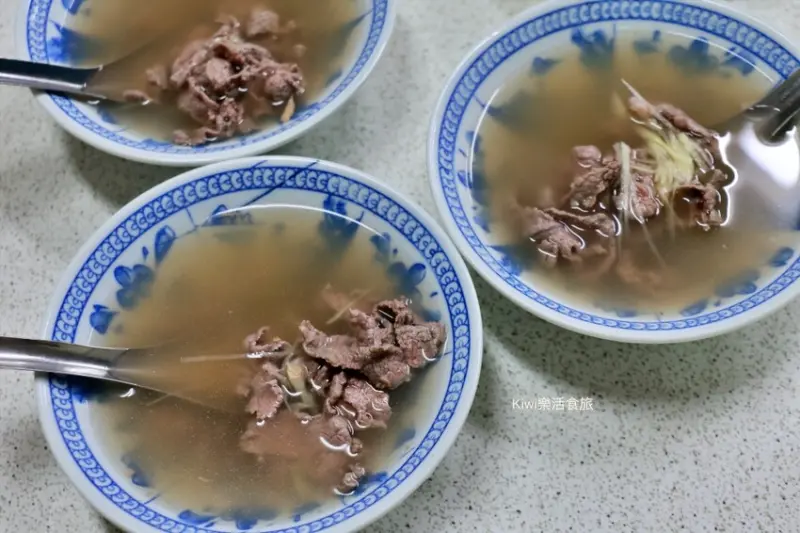 嘉義朴子美食｜阿明羊肉店推薦溫體羊肉湯、羊肉料理、炒羊都很厲害！鄰近配天宮周邊美食.鐵支路公園