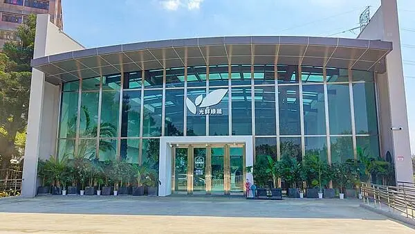 【桃園龍潭美食】光鮮鍋物｜室內有如大自然情境，置身於森林般感受的火鍋店！自種新鮮蔬菜無限量吃到飽