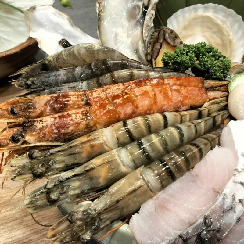 主打健康飲食為概念的餐廳｜闆闆對於品質很有要求｜履歷小農時蔬｜新鮮的海產和漁貨｜精選肉｜精心挑選｜嘉義木吉良食鍋物