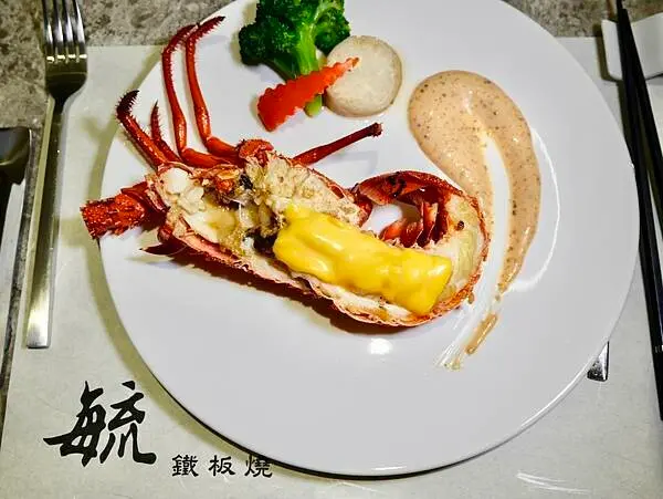 【台北市 萬華區/捷運西門站】毓鐵板燒-只要＄1380⬆️日本和牛、龍蝦、海膽、鮑魚和干貝全都滿足你貪心的味蕾