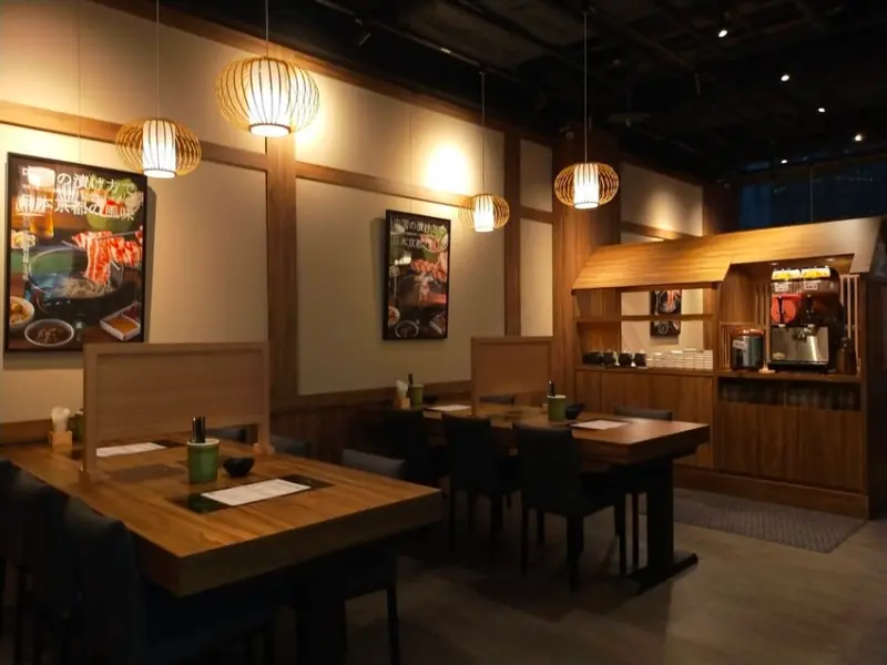 [分享]ATT 4FUN 五樓王鍋屋二代店